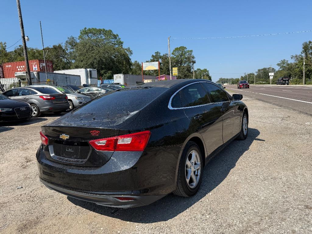2017 Chevrolet Malibu - $2,699