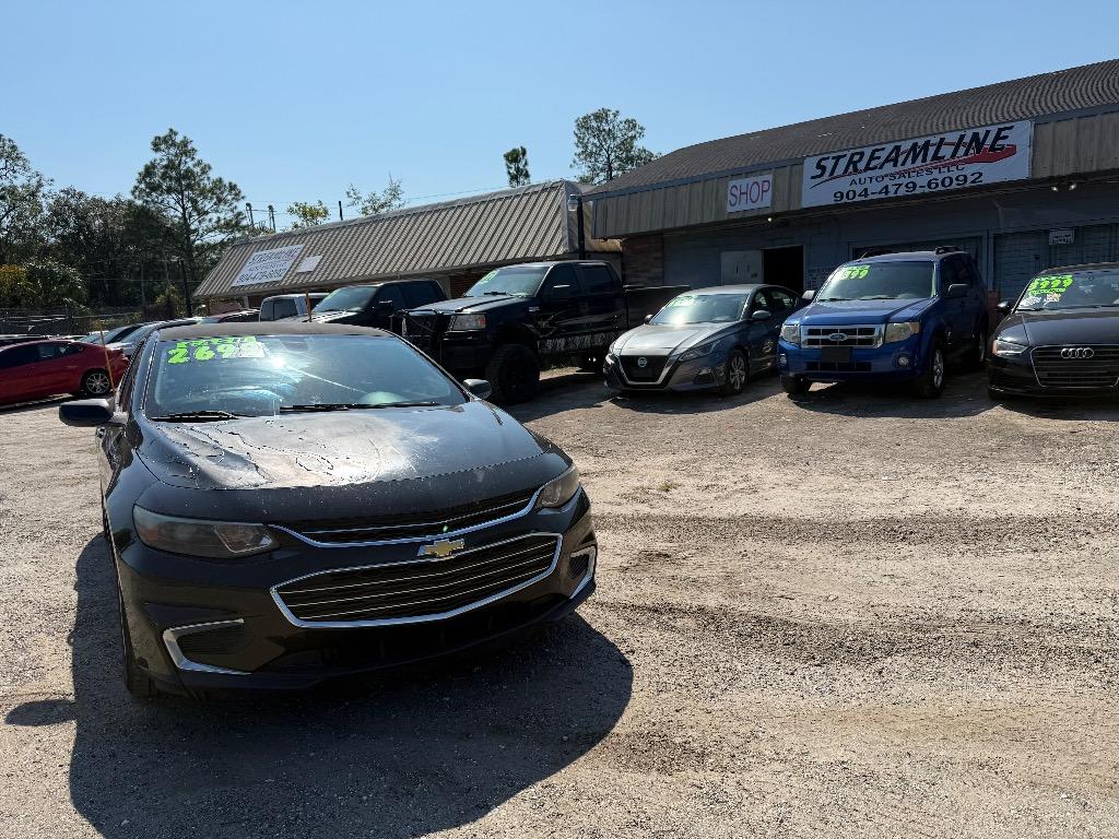 2017 Chevrolet Malibu - $2,699