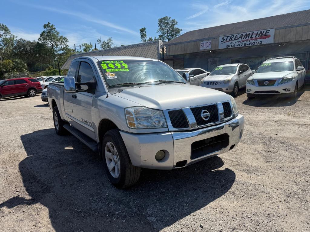 2005 Nissan Titan LE