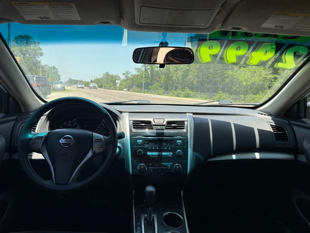 2013 Nissan Altima 2.5 photo