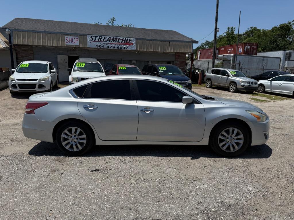 2013 Nissan Altima 2.5 photo