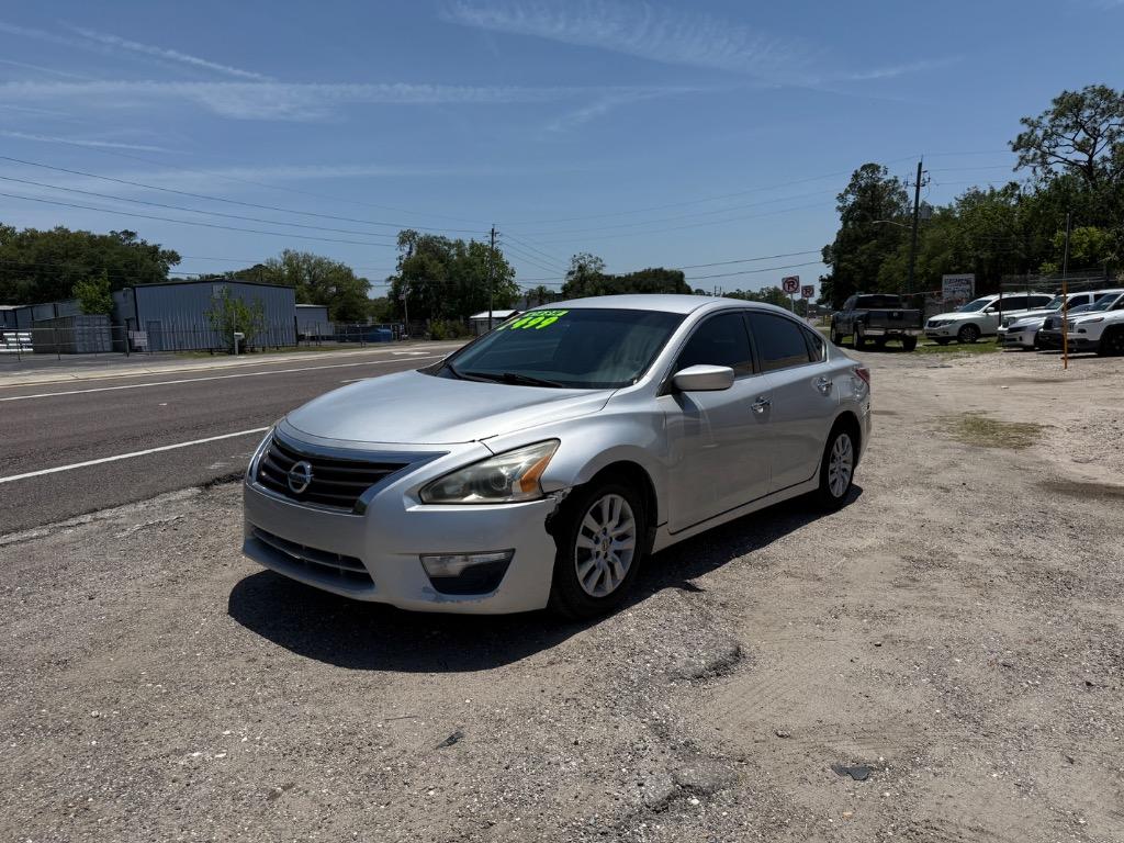 2013 Nissan Altima 2.5 photo