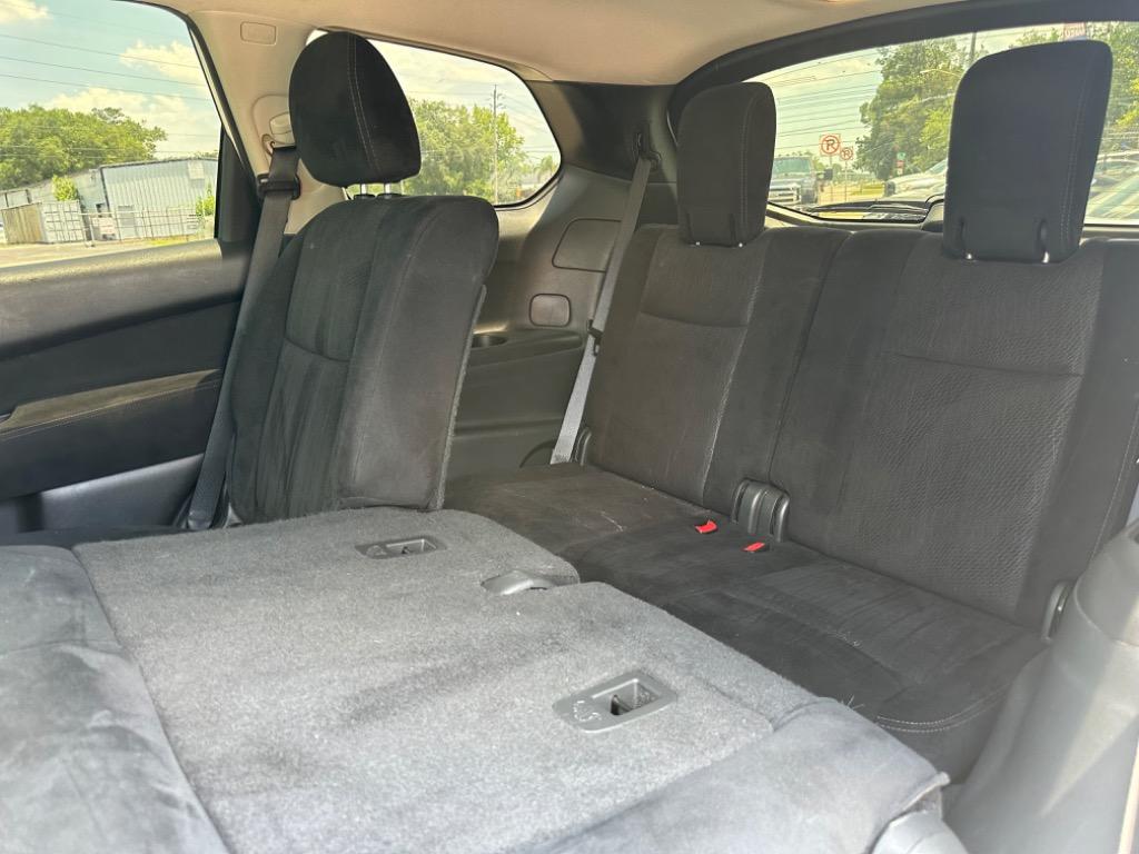 2016 Nissan Pathfinder Platinum photo