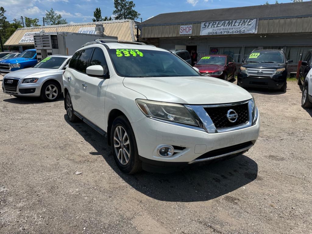 2016 Nissan Pathfinder Platinum photo