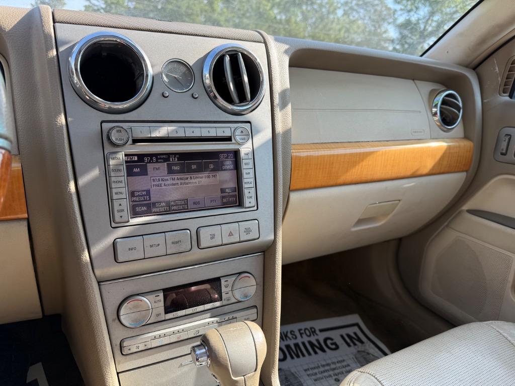 2008 Lincoln MKZ photo