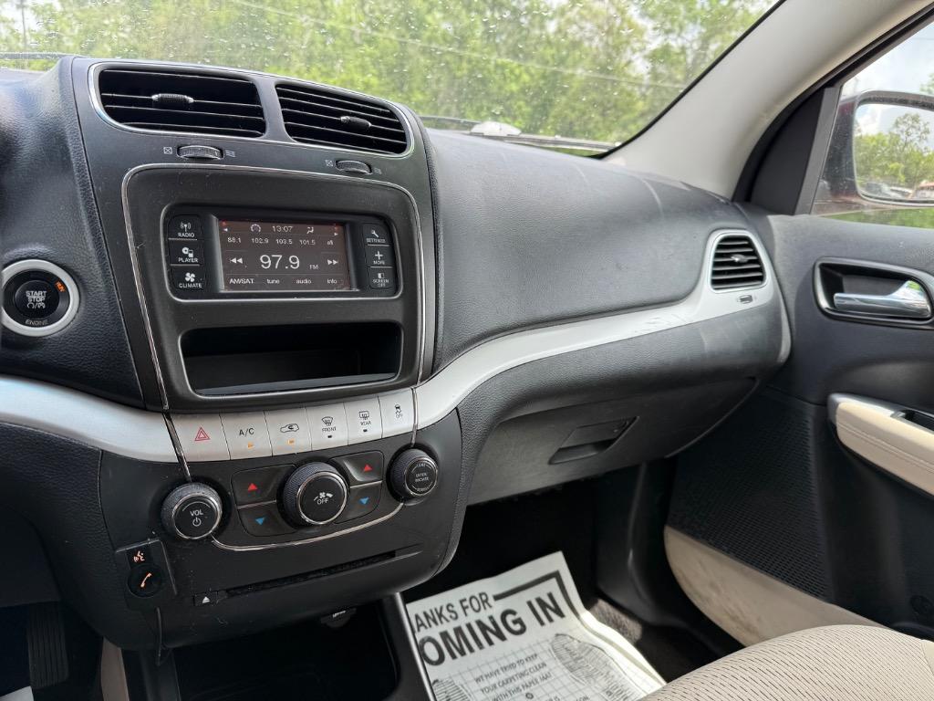 2015 Dodge Journey SXT photo