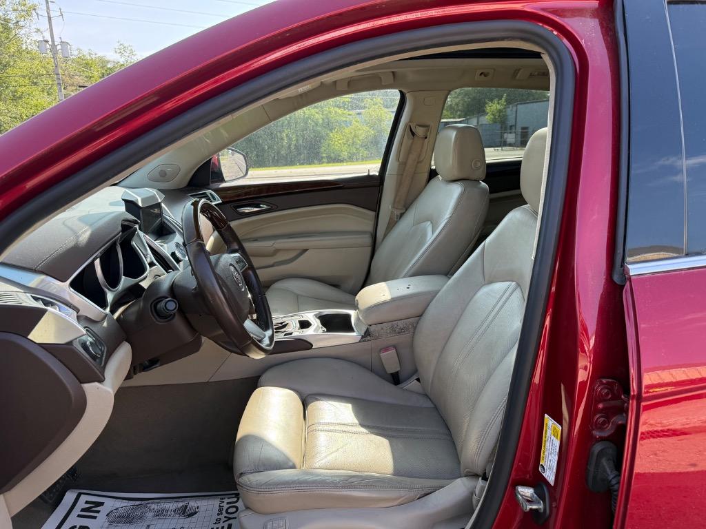 2010 Cadillac SRX Luxury Collection photo