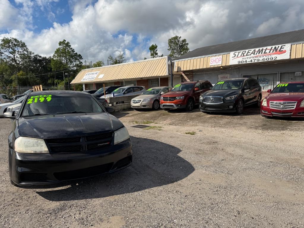 2013 Dodge Avenger - $2,199