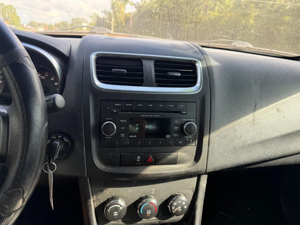 2013 Dodge Avenger - $2,199