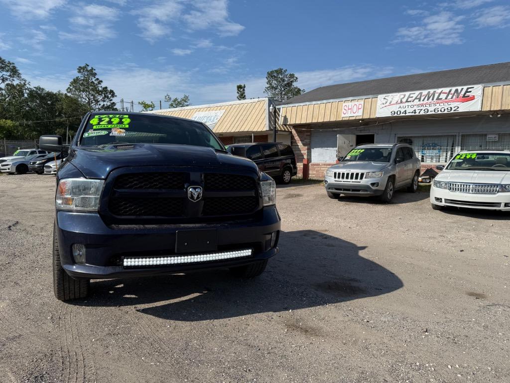2015 RAM 1500 Tradesman photo