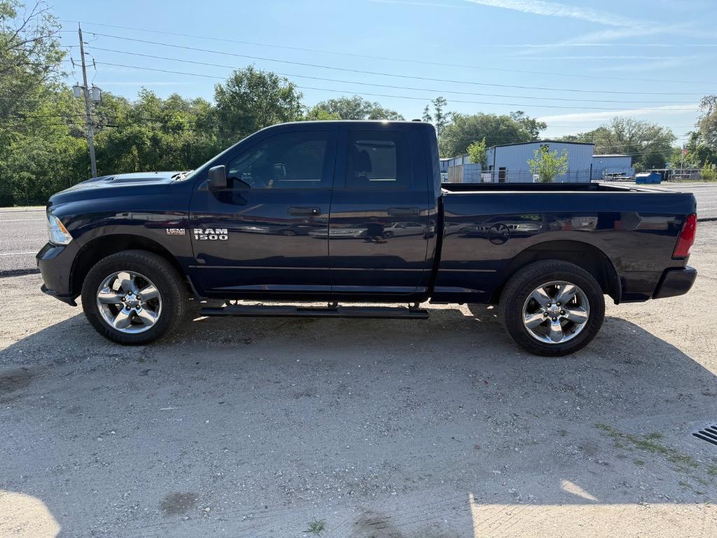 2015 RAM 1500 Tradesman photo