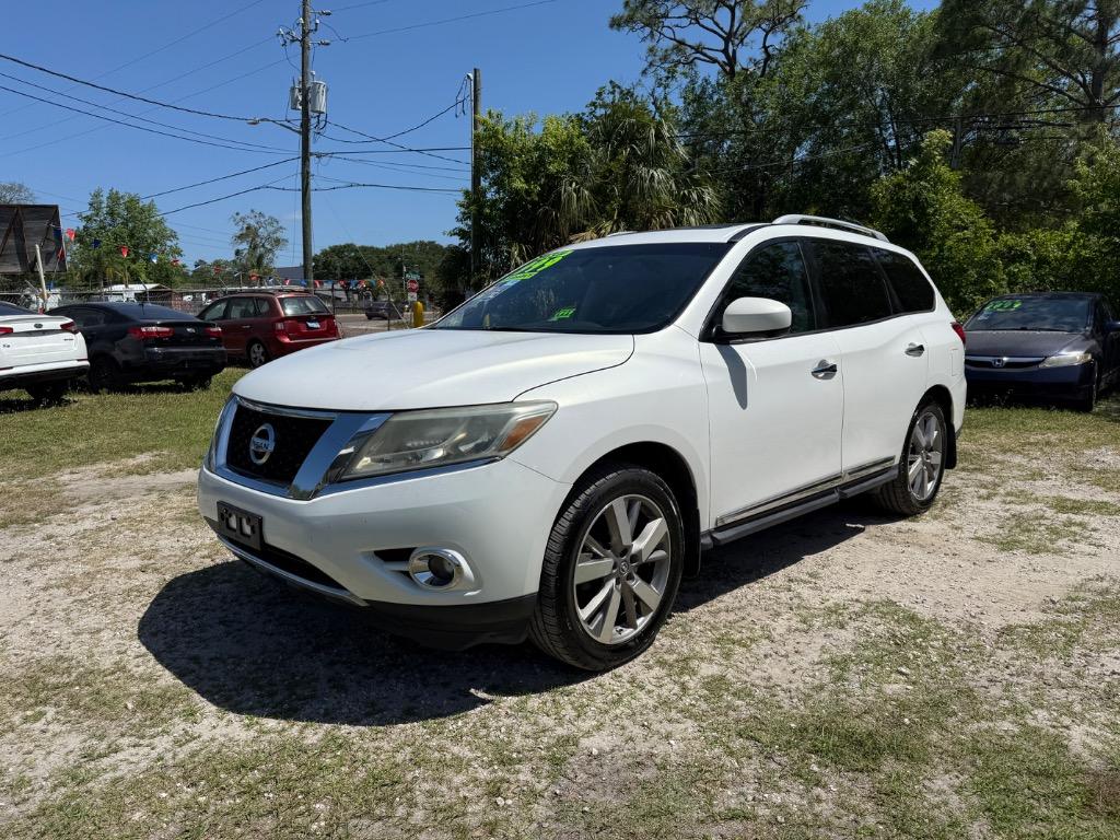 2014 Nissan Pathfinder S photo