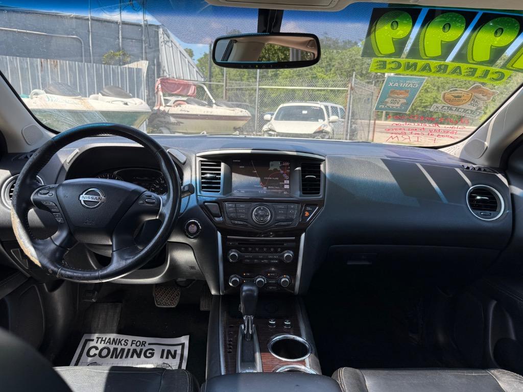 2014 Nissan Pathfinder S photo