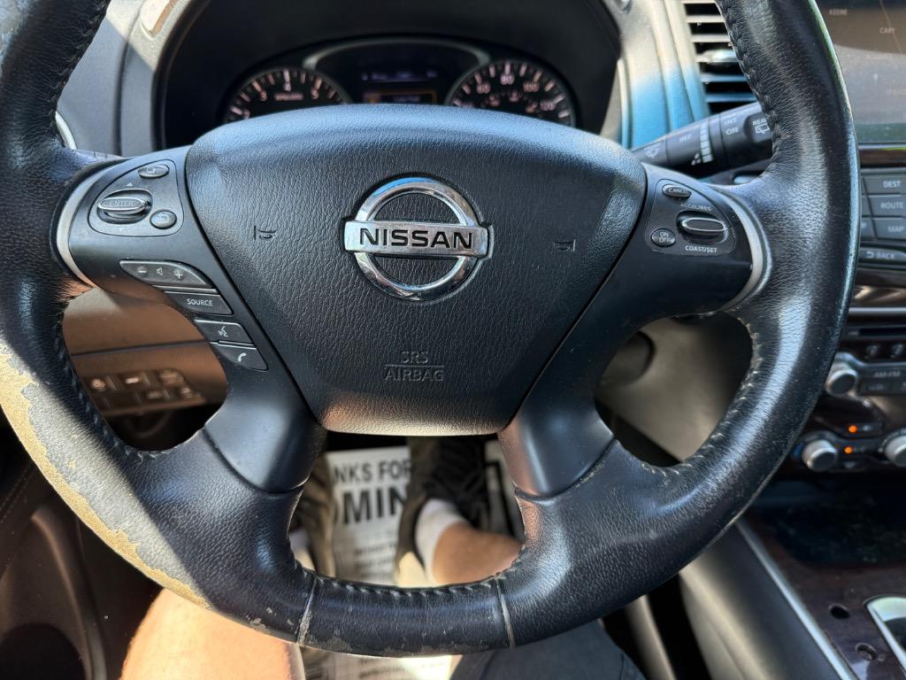 2014 Nissan Pathfinder S photo