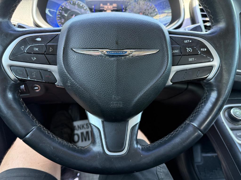 2021 Chrysler Pacifica Touring L photo 48