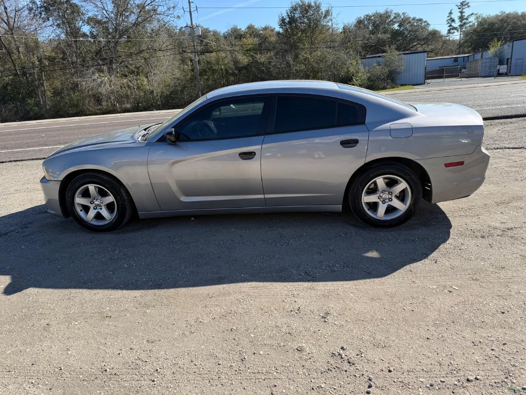 2013 Dodge Charger SE photo
