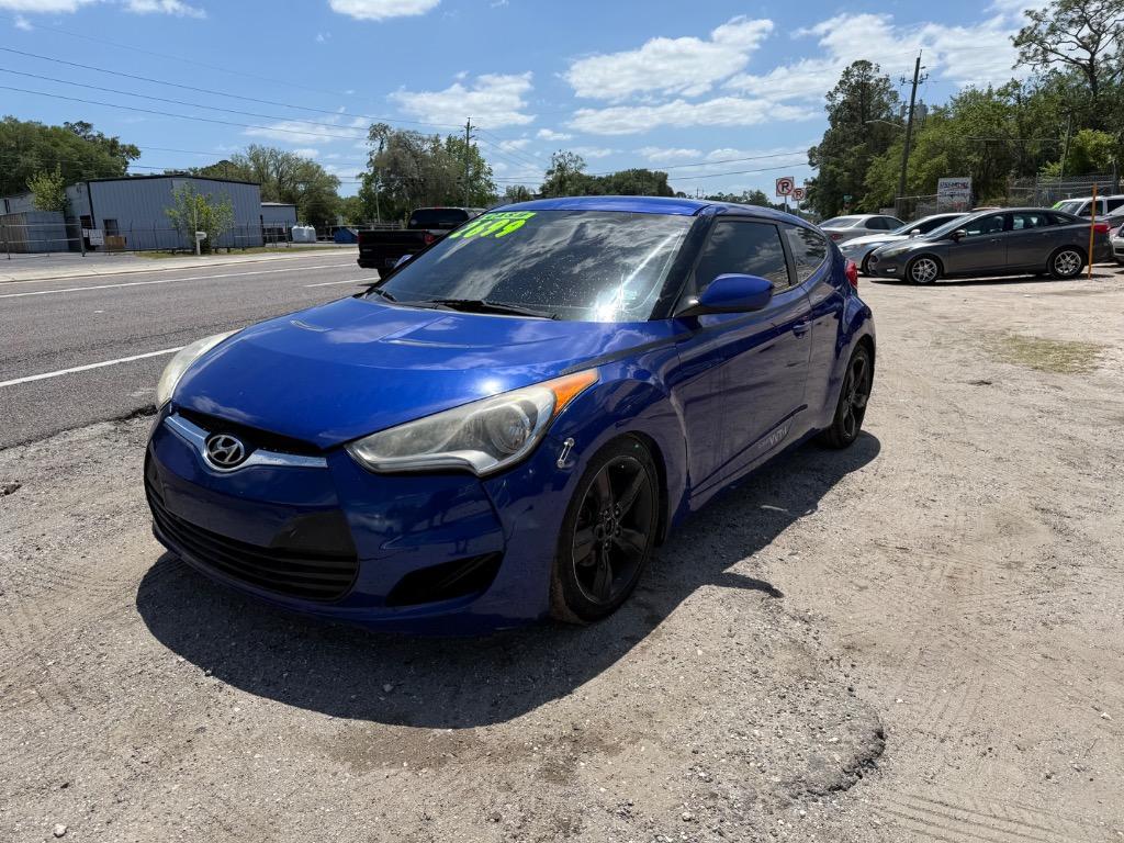 2013 Hyundai Veloster photo