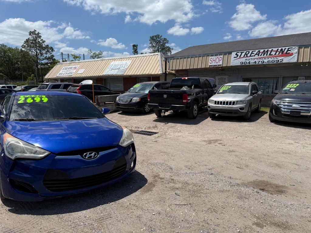 2013 Hyundai Veloster photo