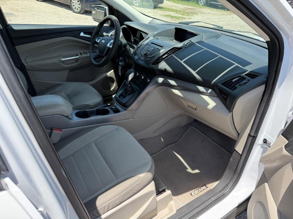 2014 Ford Escape SE photo