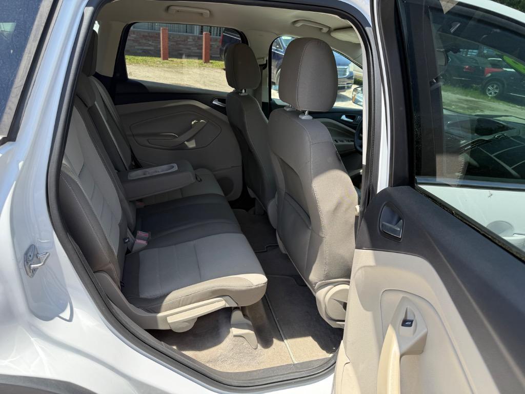 2014 Ford Escape SE photo