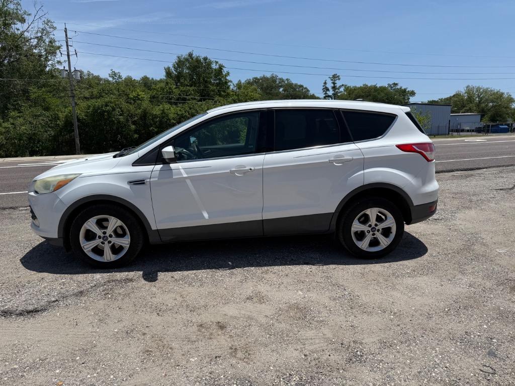 2014 Ford Escape SE photo