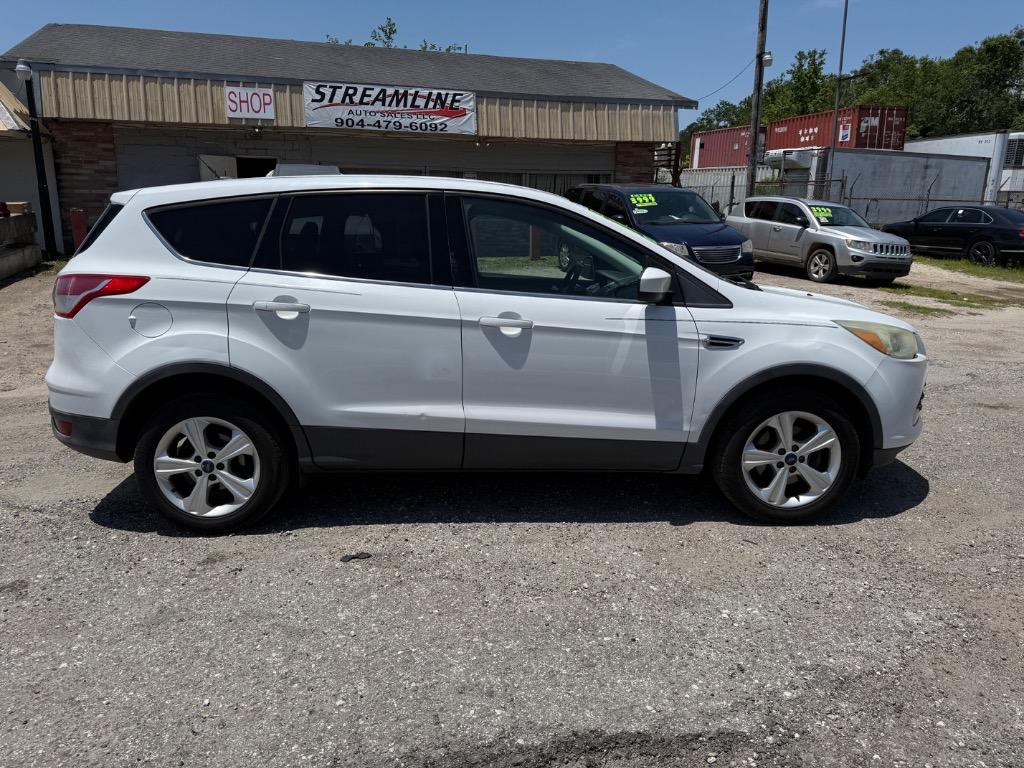 2014 Ford Escape SE photo