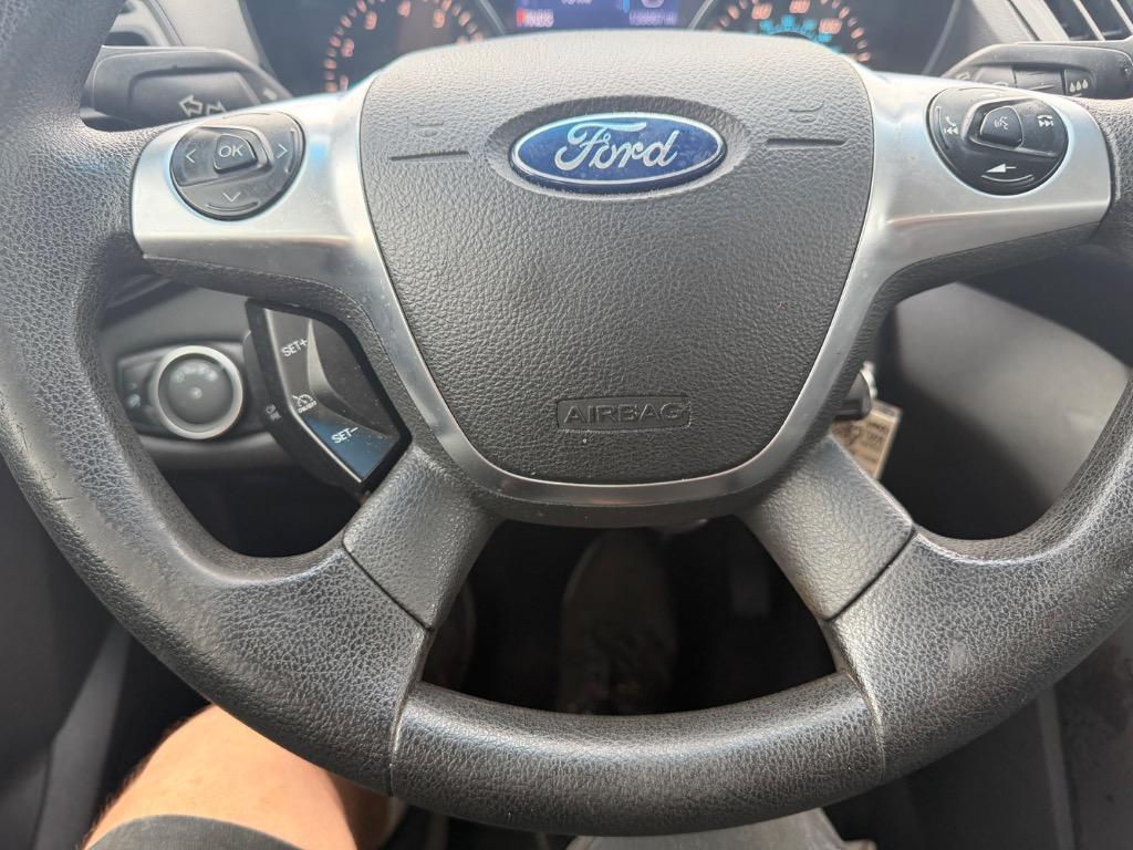 2015 Ford Escape - $2,499
