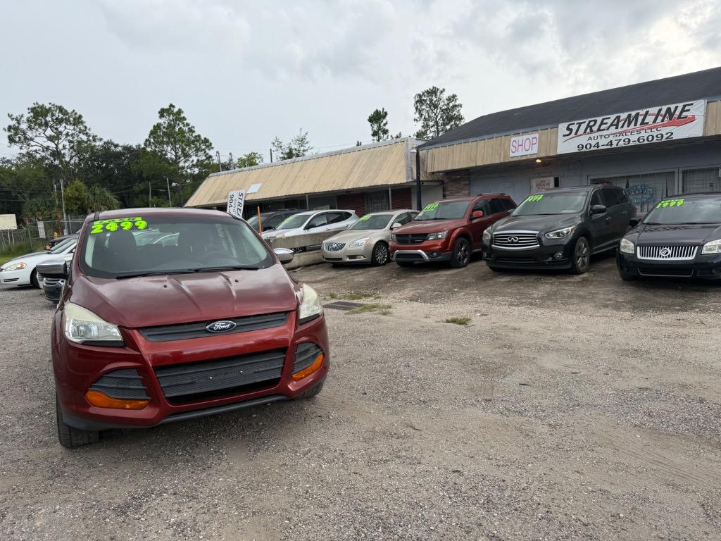 2015 Ford Escape - $2,499