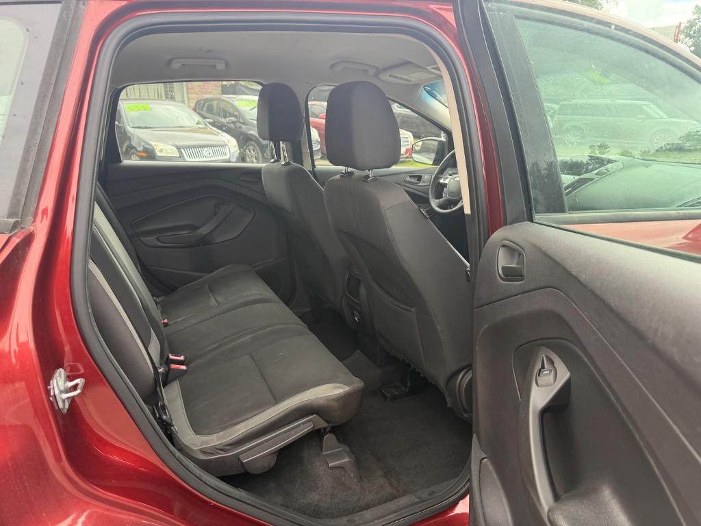 2015 Ford Escape - $2,499