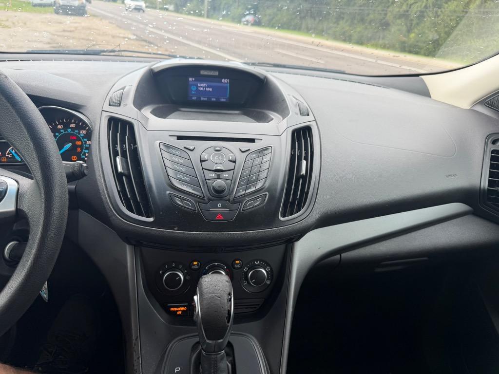 2015 Ford Escape - $2,499