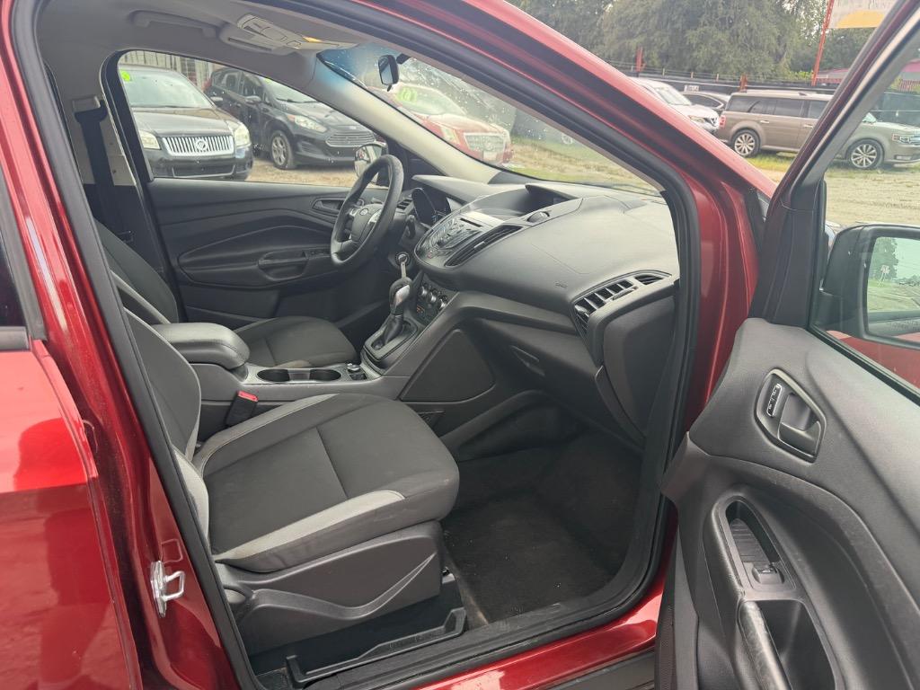 2015 Ford Escape - $2,499