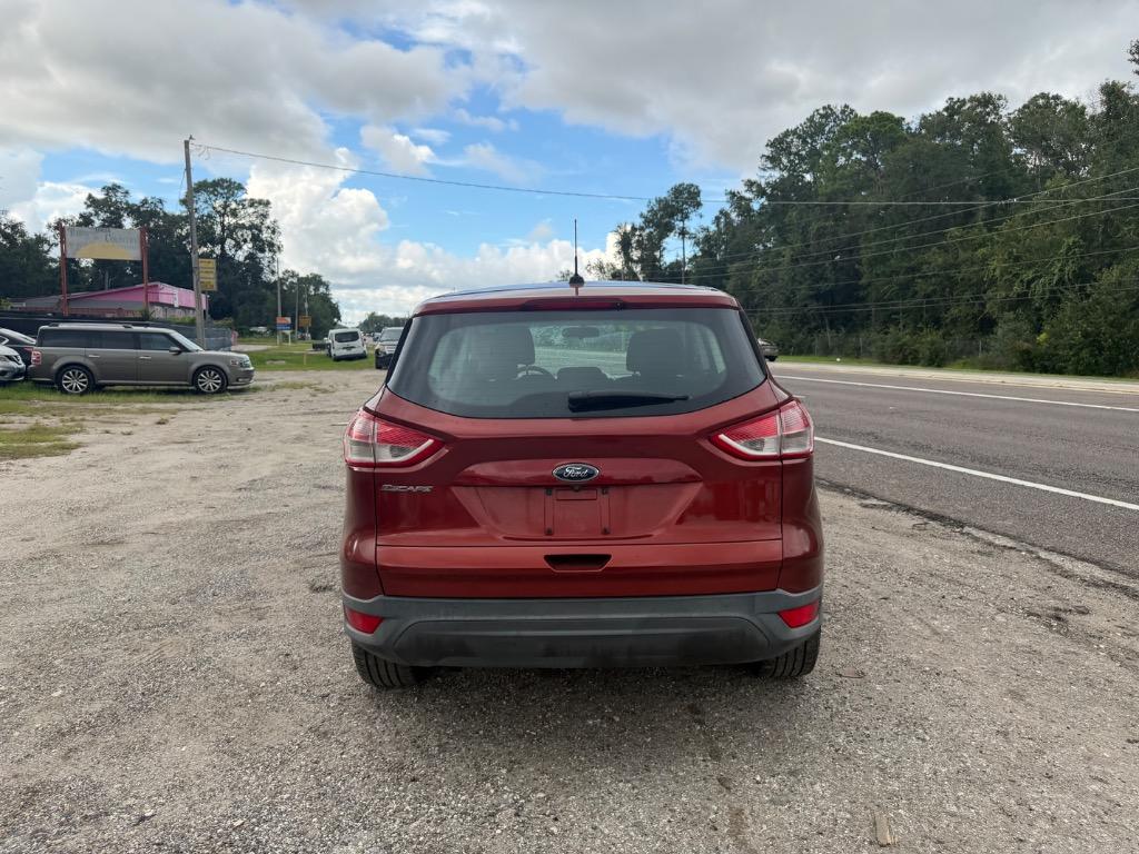 2015 Ford Escape - $2,499