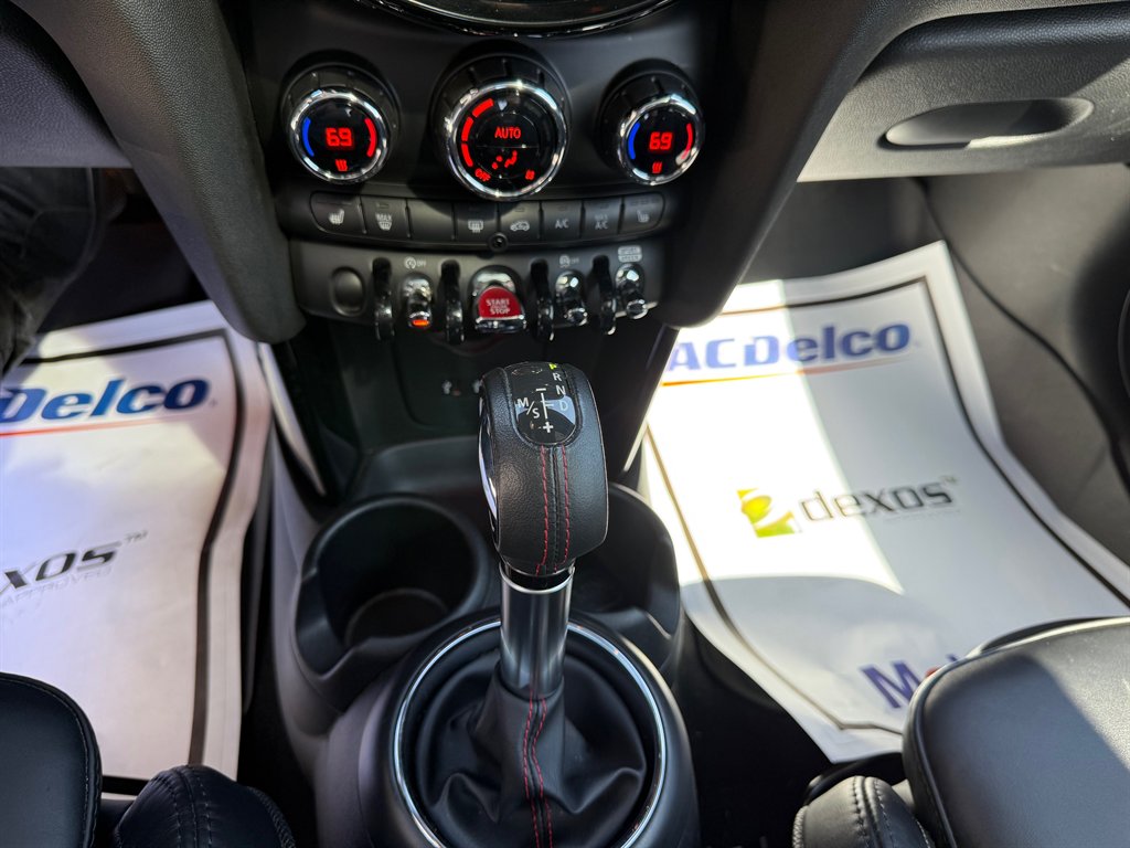 2019 MINI Cooper S photo