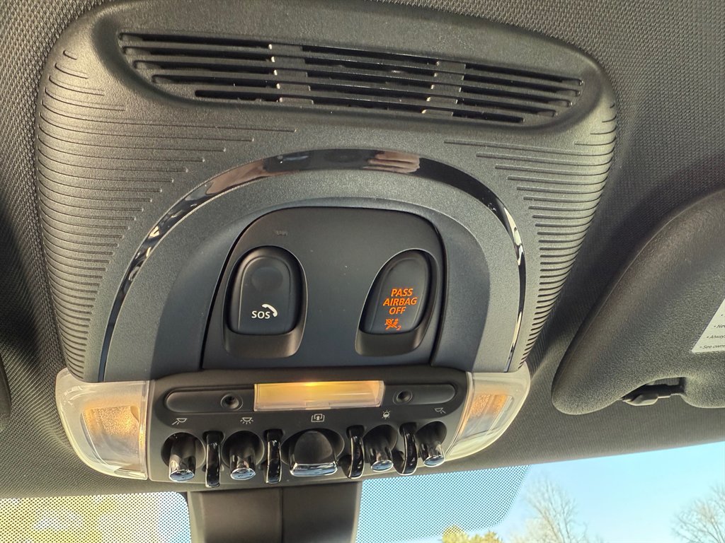 2019 MINI Cooper S photo