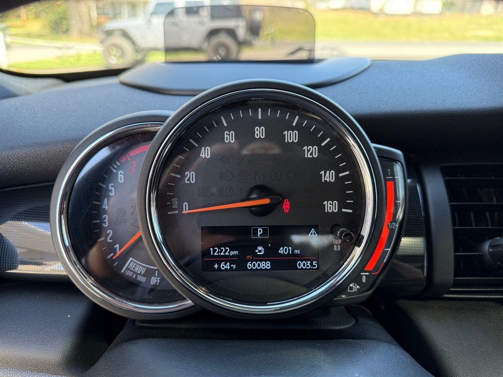 2019 MINI Cooper S photo