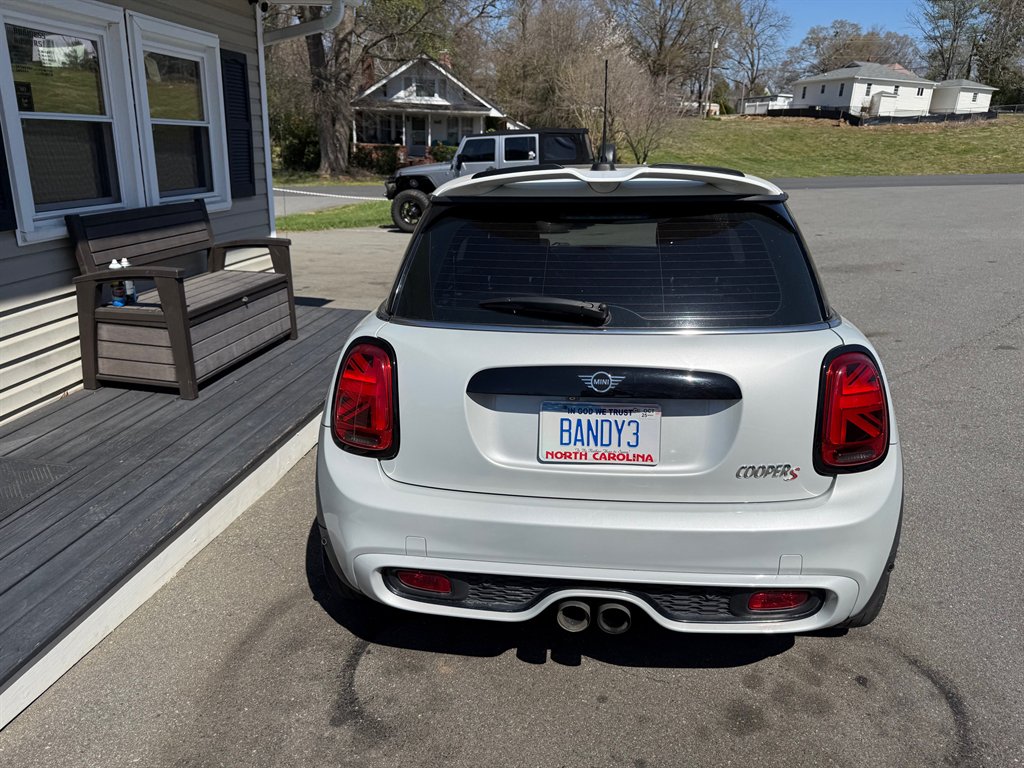 2019 MINI Cooper S photo