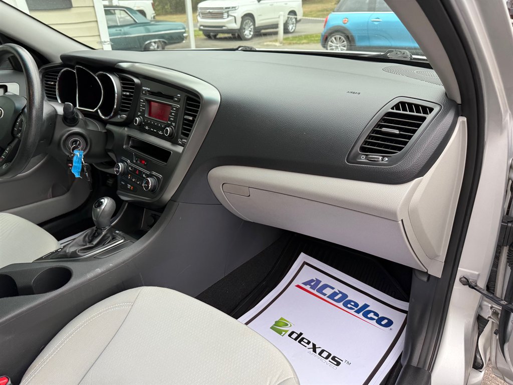 2013 Kia Optima LX photo
