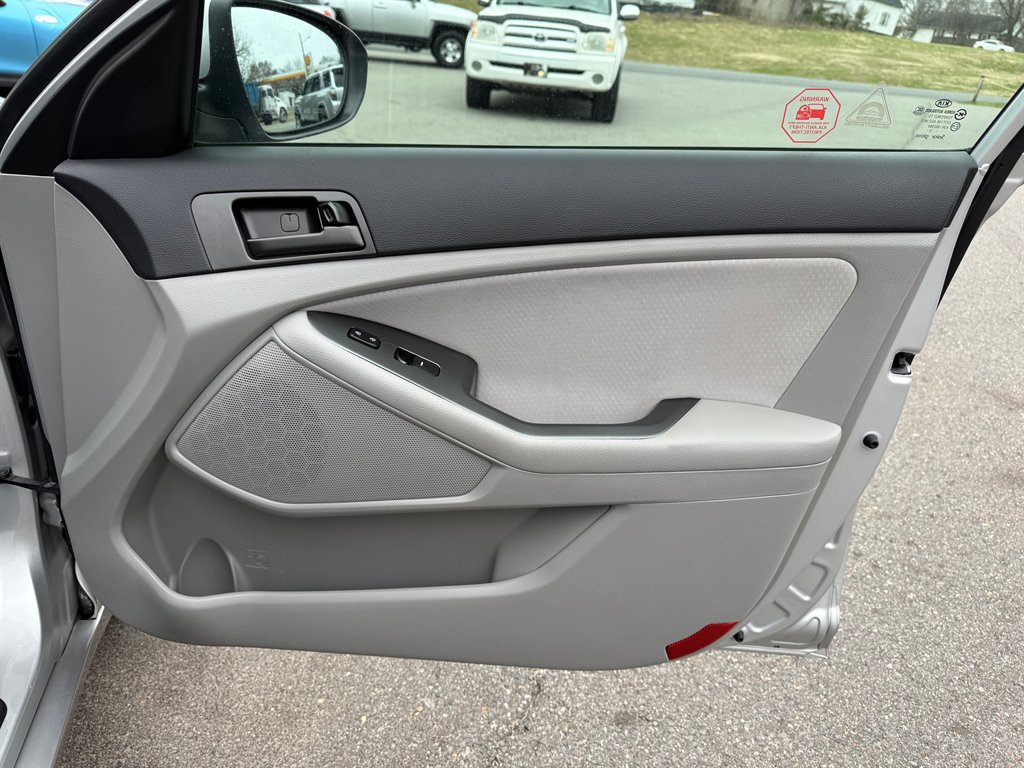 2013 Kia Optima LX photo