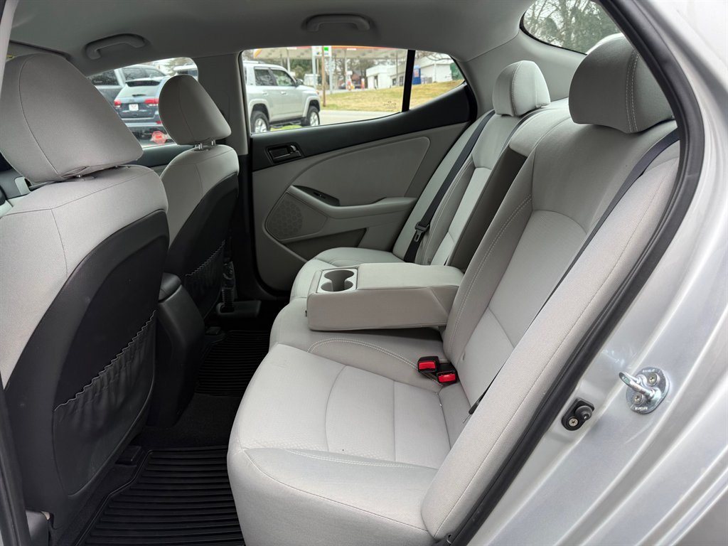 2013 Kia Optima LX photo