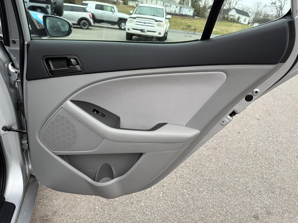 2013 Kia Optima LX photo