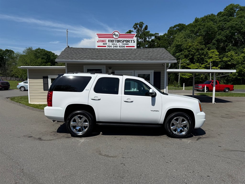 2013 GMC Yukon SLT photo