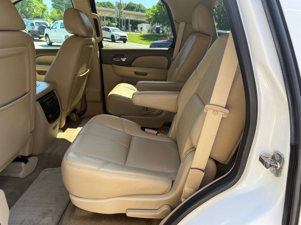 2013 GMC Yukon SLT photo