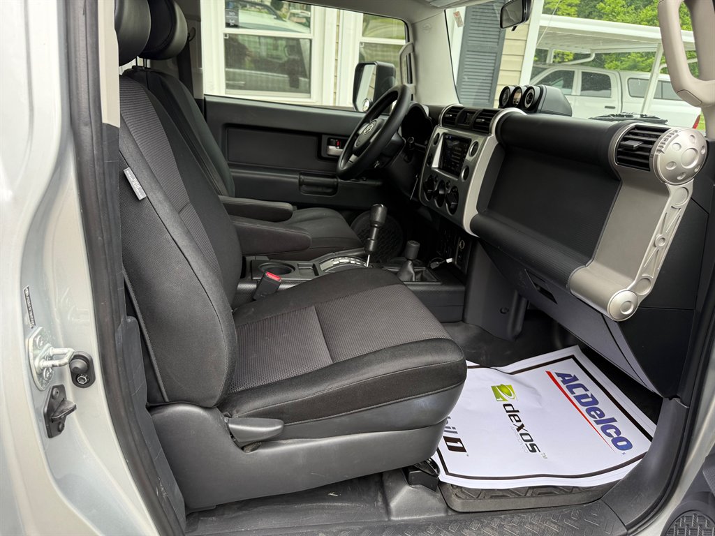 2008 Toyota FJ Cruiser photo