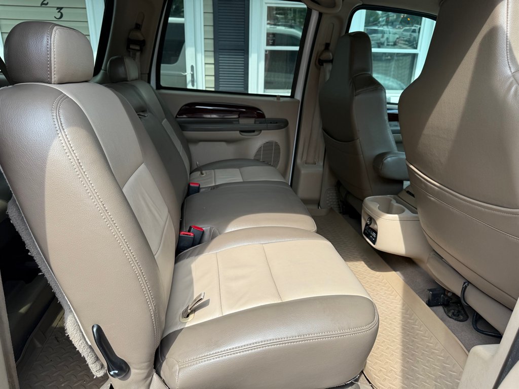 2003 Ford Excursion Eddie Bauer photo