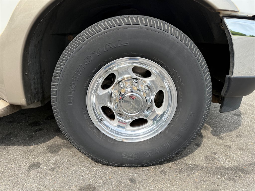 2003 Ford Excursion Eddie Bauer photo