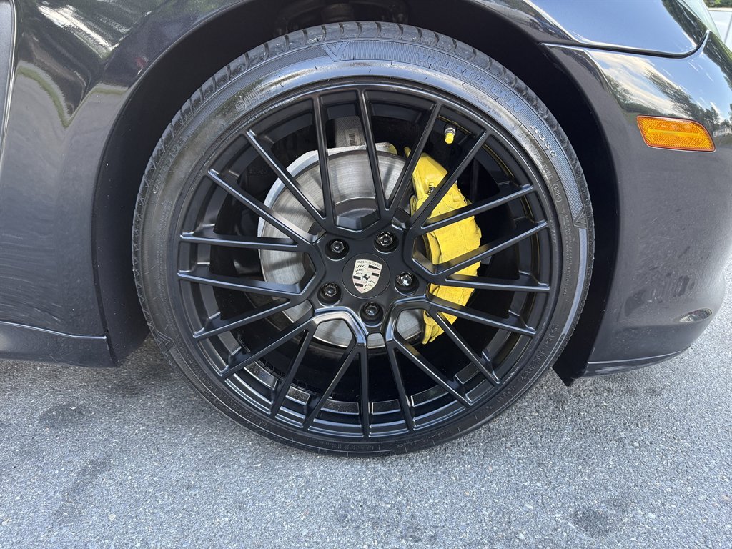 2011 Porsche Panamera - $15,800