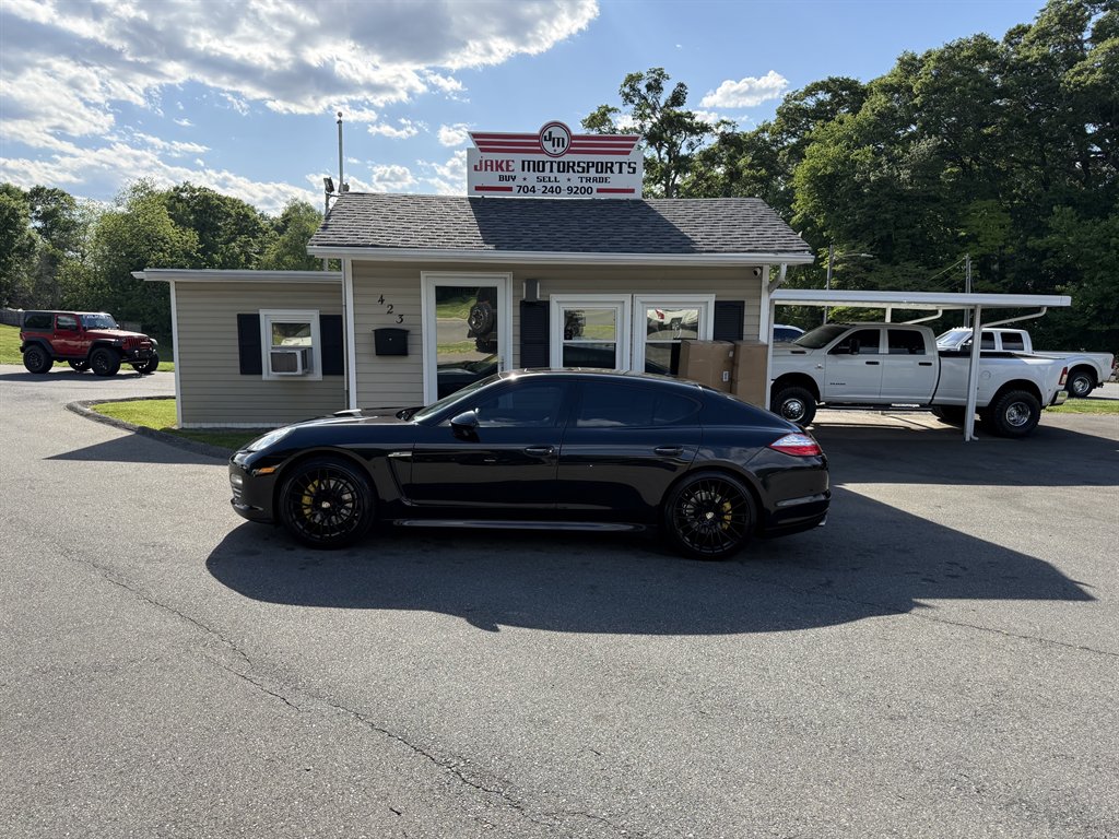 2011 Porsche Panamera - $15,800