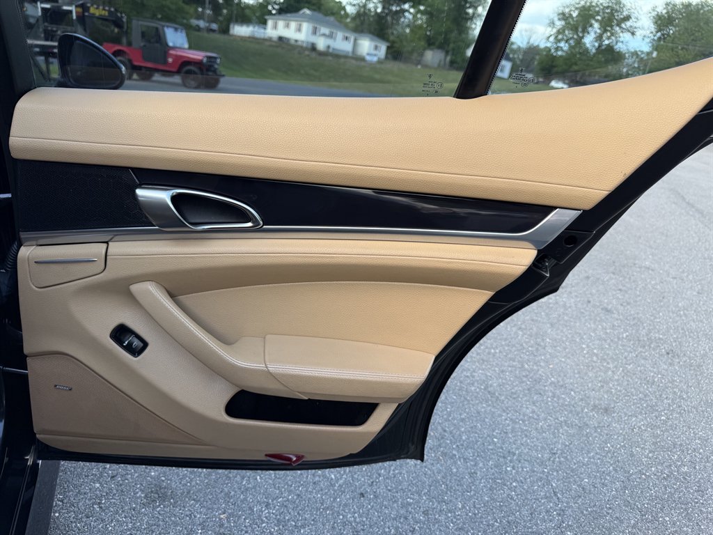 2011 Porsche Panamera - $15,800