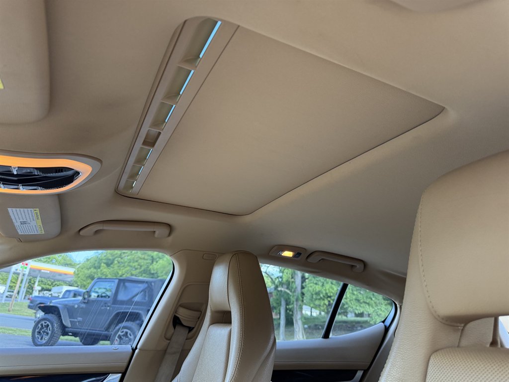 2011 Porsche Panamera - $15,800