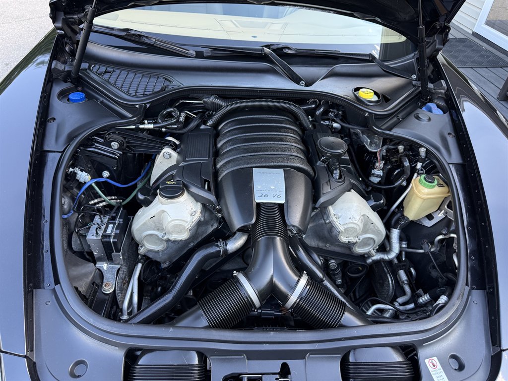2011 Porsche Panamera - $15,800